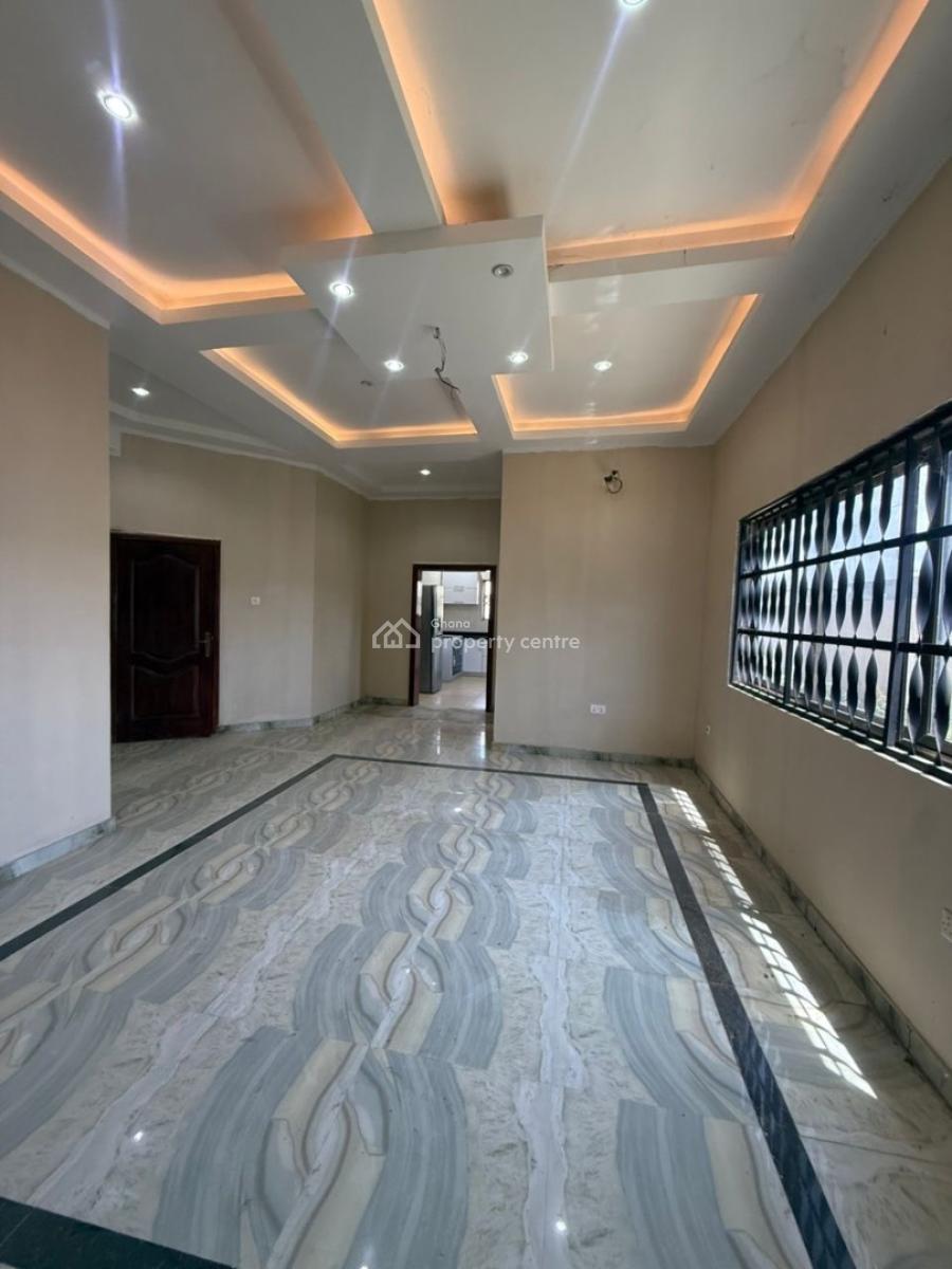 5 Bedrooms, Old Barrier Scc, Weija, Ga South Municipal, Accra, Detached Duplex for Sale
