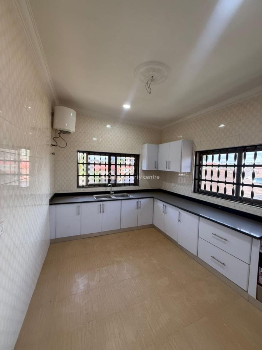 5 Bedrooms, Old Barrier Scc, Weija, Ga South Municipal, Accra, Detached Duplex for Sale