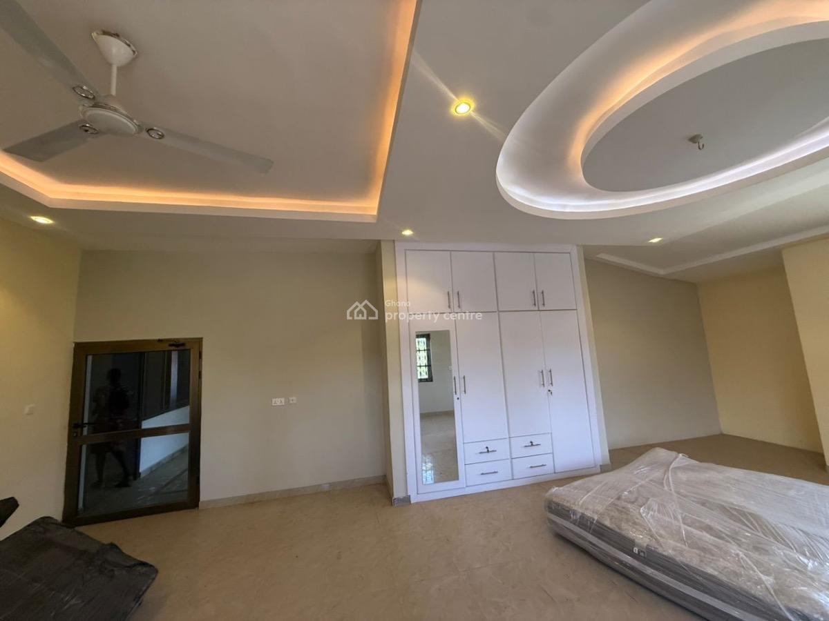 5 Bedrooms, Old Barrier Scc, Weija, Ga South Municipal, Accra, Detached Duplex for Sale