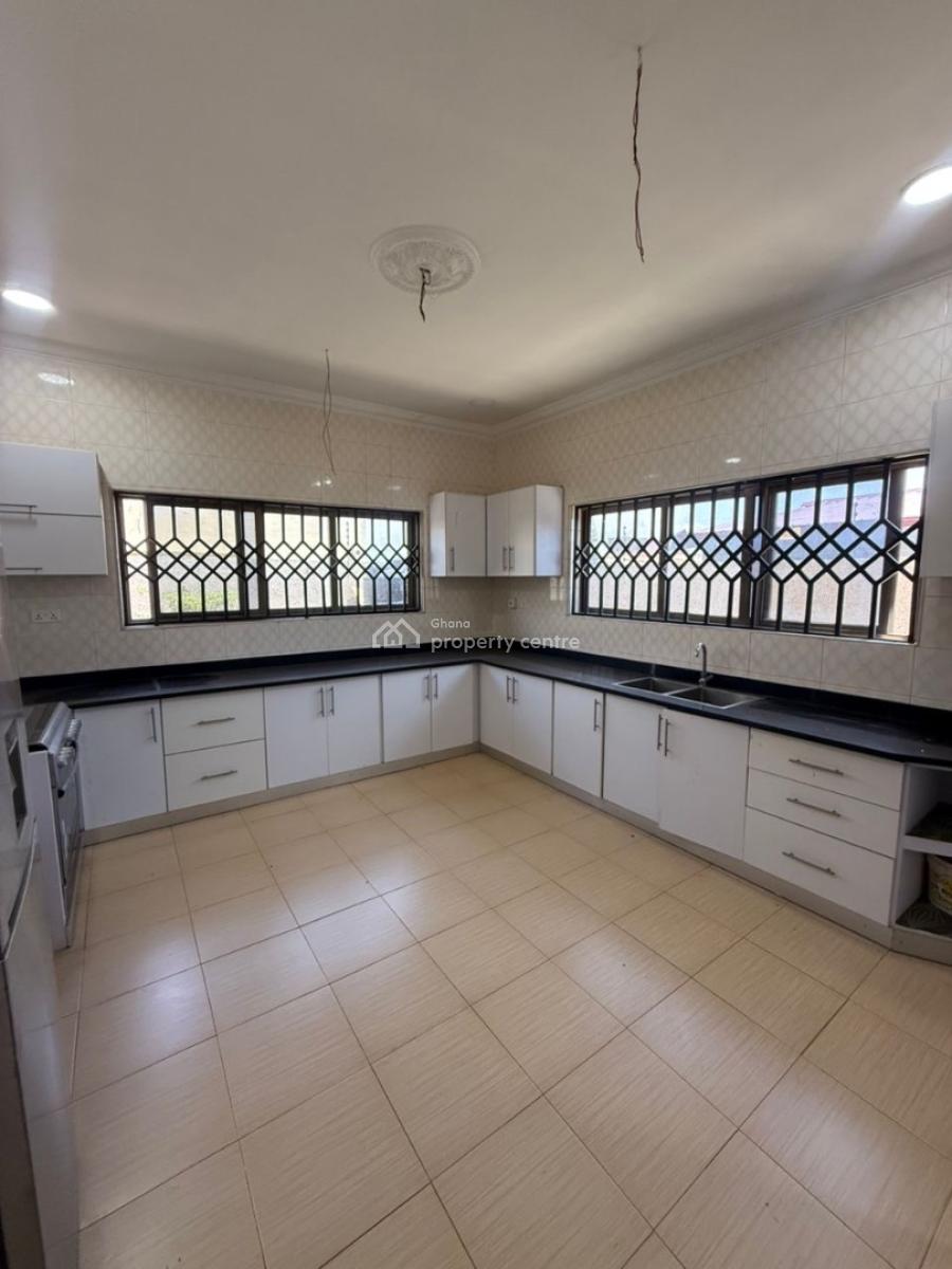 5 Bedrooms, Old Barrier Scc, Weija, Ga South Municipal, Accra, Detached Duplex for Sale