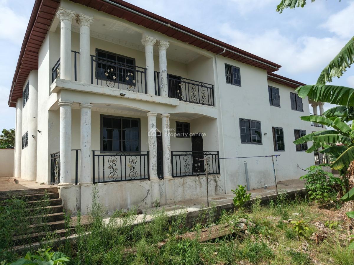 Luxury 5 Bedrooms, on Tanoso Abuakwa Rd., Atwima Nwabiagya, Ashanti, House for Sale