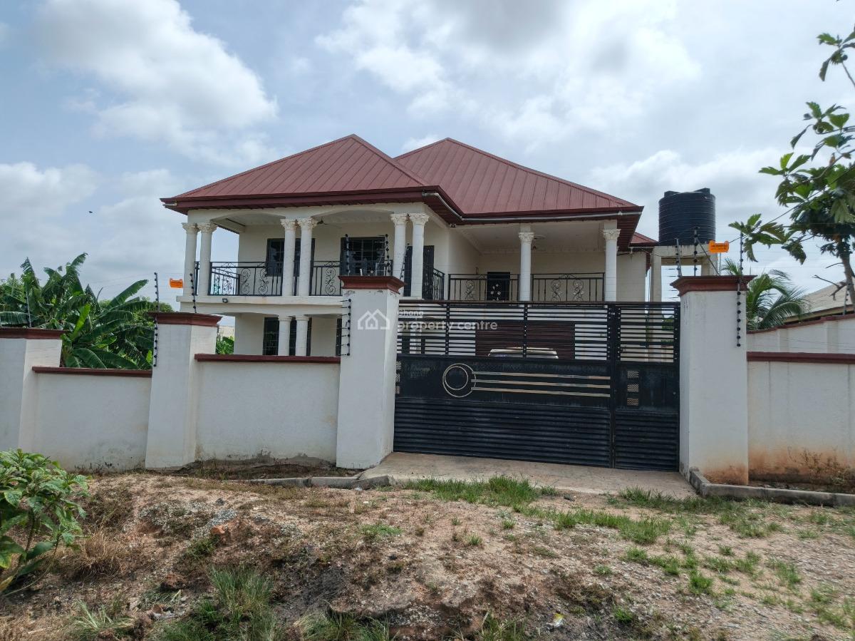 Luxury 5 Bedrooms, on Tanoso Abuakwa Rd., Atwima Nwabiagya, Ashanti, House for Sale