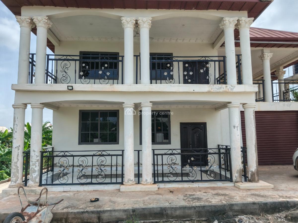 Luxury 5 Bedrooms, on Tanoso Abuakwa Rd., Atwima Nwabiagya, Ashanti, House for Sale