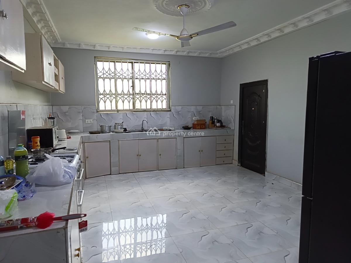 Luxury 5 Bedrooms, on Tanoso Abuakwa Rd., Atwima Nwabiagya, Ashanti, House for Sale