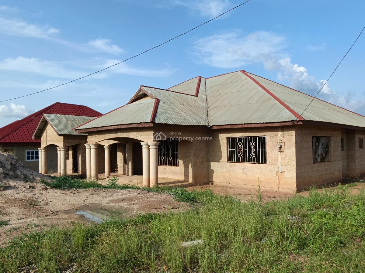 7 Bedrooms House, Abuakwa Mim, Kumasi Metropolitan, Ashanti, House for Sale