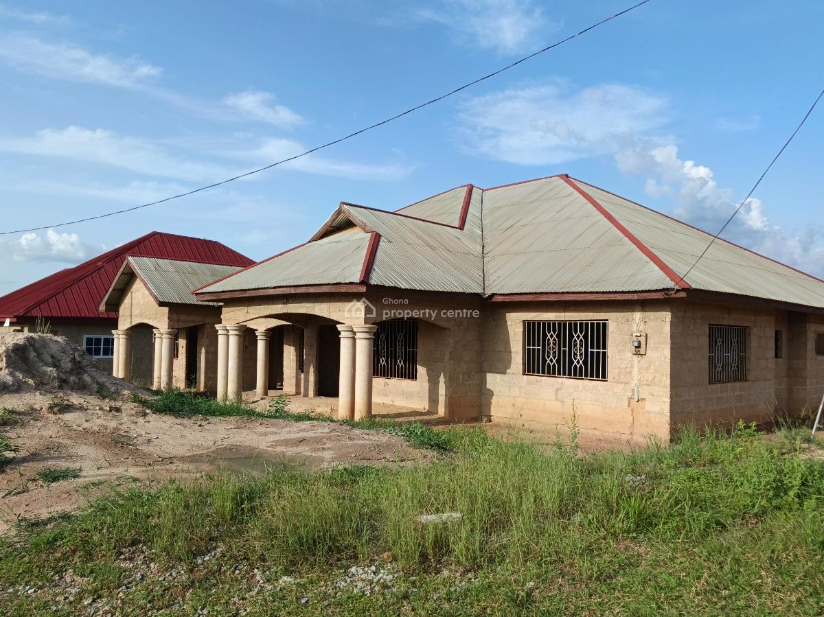 7 Bedrooms House, Abuakwa Mim, Kumasi Metropolitan, Ashanti, House for Sale
