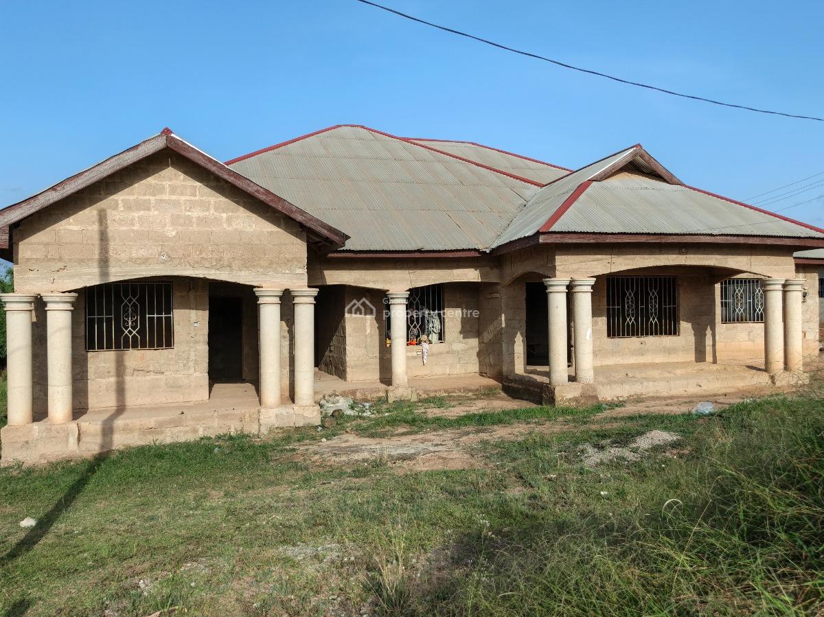 7 Bedrooms House, Abuakwa Mim, Kumasi Metropolitan, Ashanti, House for Sale