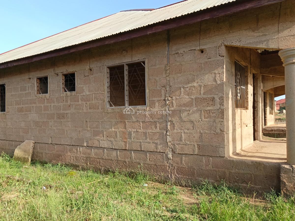 7 Bedrooms House, Abuakwa Mim, Kumasi Metropolitan, Ashanti, House for Sale