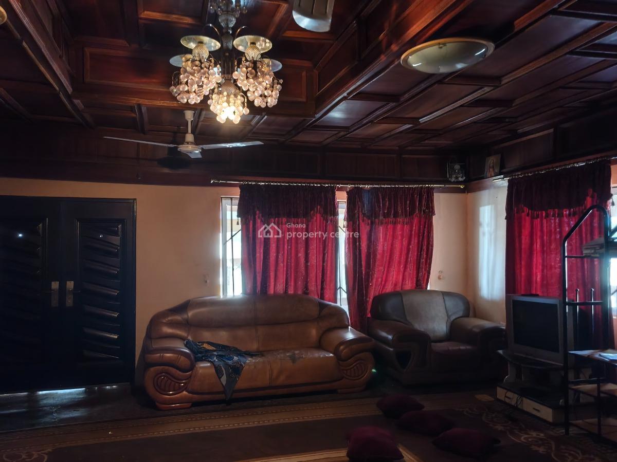 5 Bedrooms. ( 4th House From Main Highway Road), Abuakwa Taabre., Kumasi Metropolitan, Ashanti, House for Sale