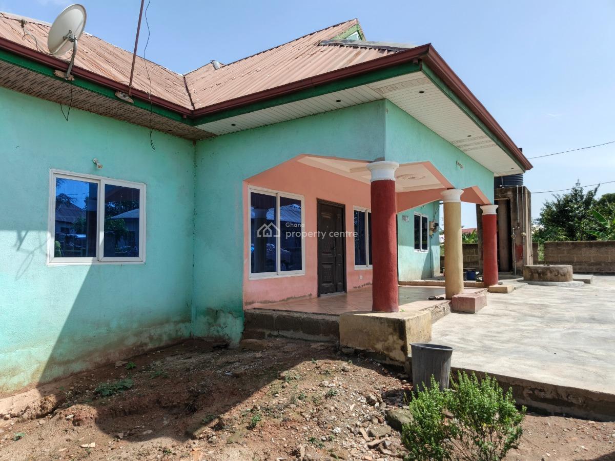 4 Bedroom, Abuakwa Mfensi., Kumasi Metropolitan, Ashanti, House for Sale