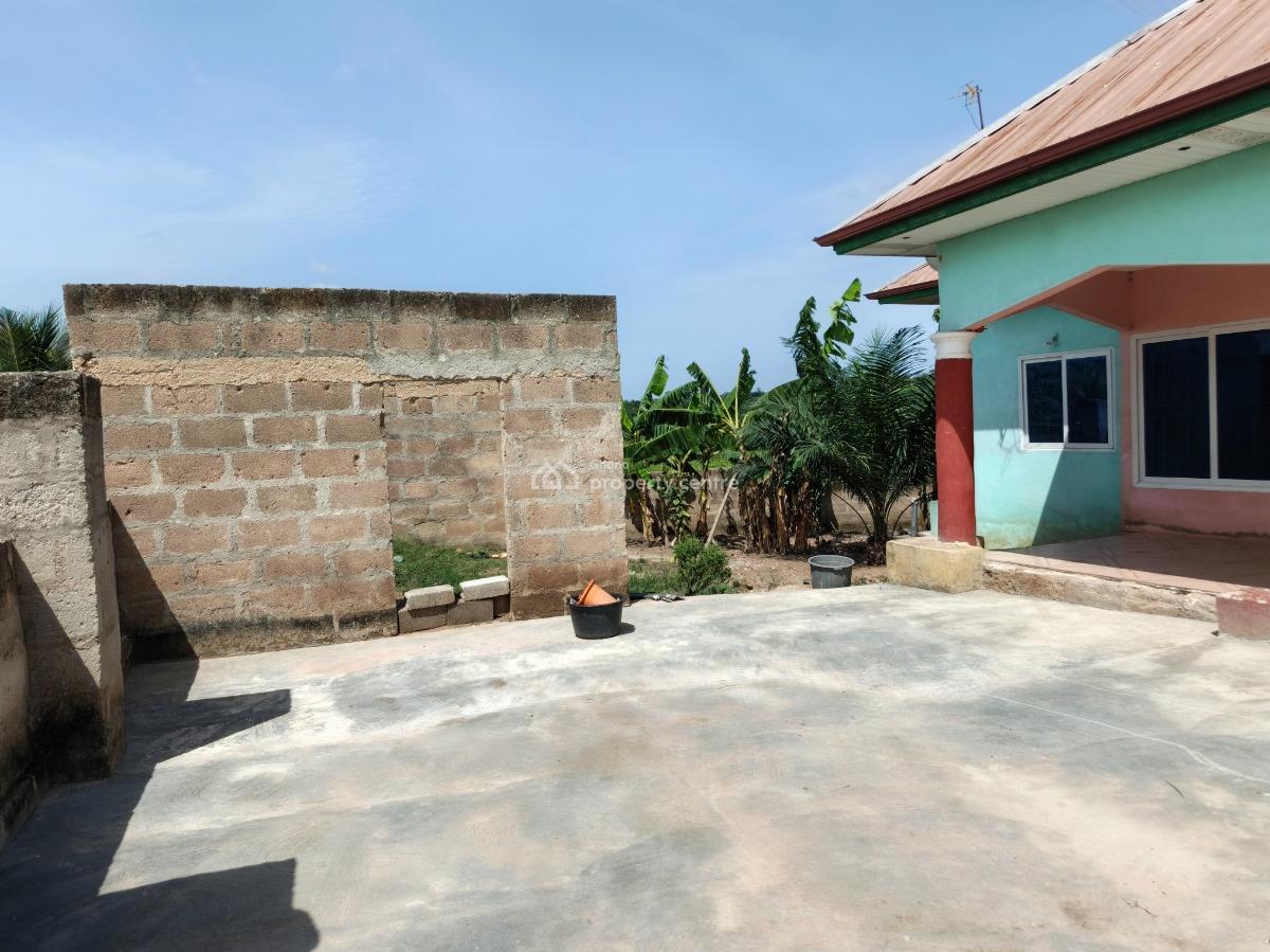 4 Bedroom, Abuakwa Mfensi., Kumasi Metropolitan, Ashanti, House for Sale