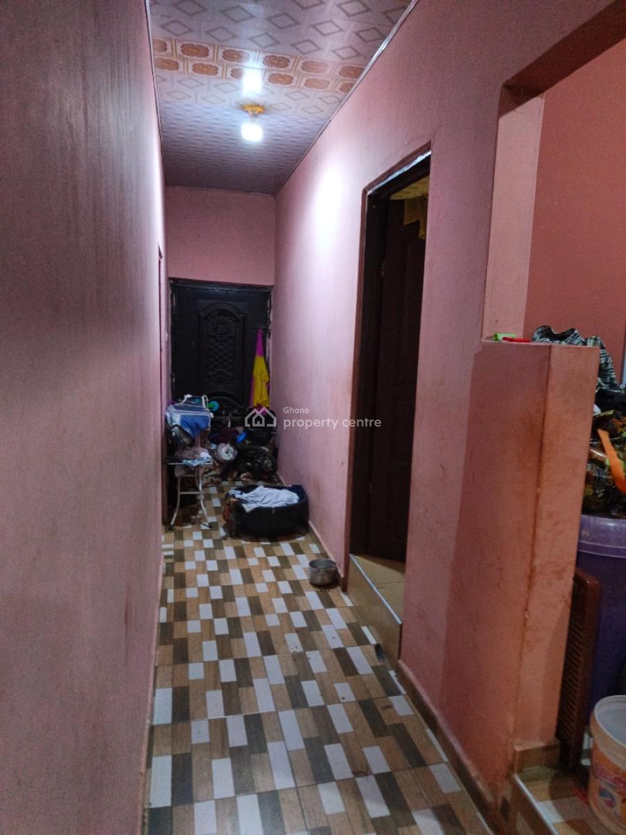 4 Bedroom, Abuakwa Mfensi., Kumasi Metropolitan, Ashanti, House for Sale