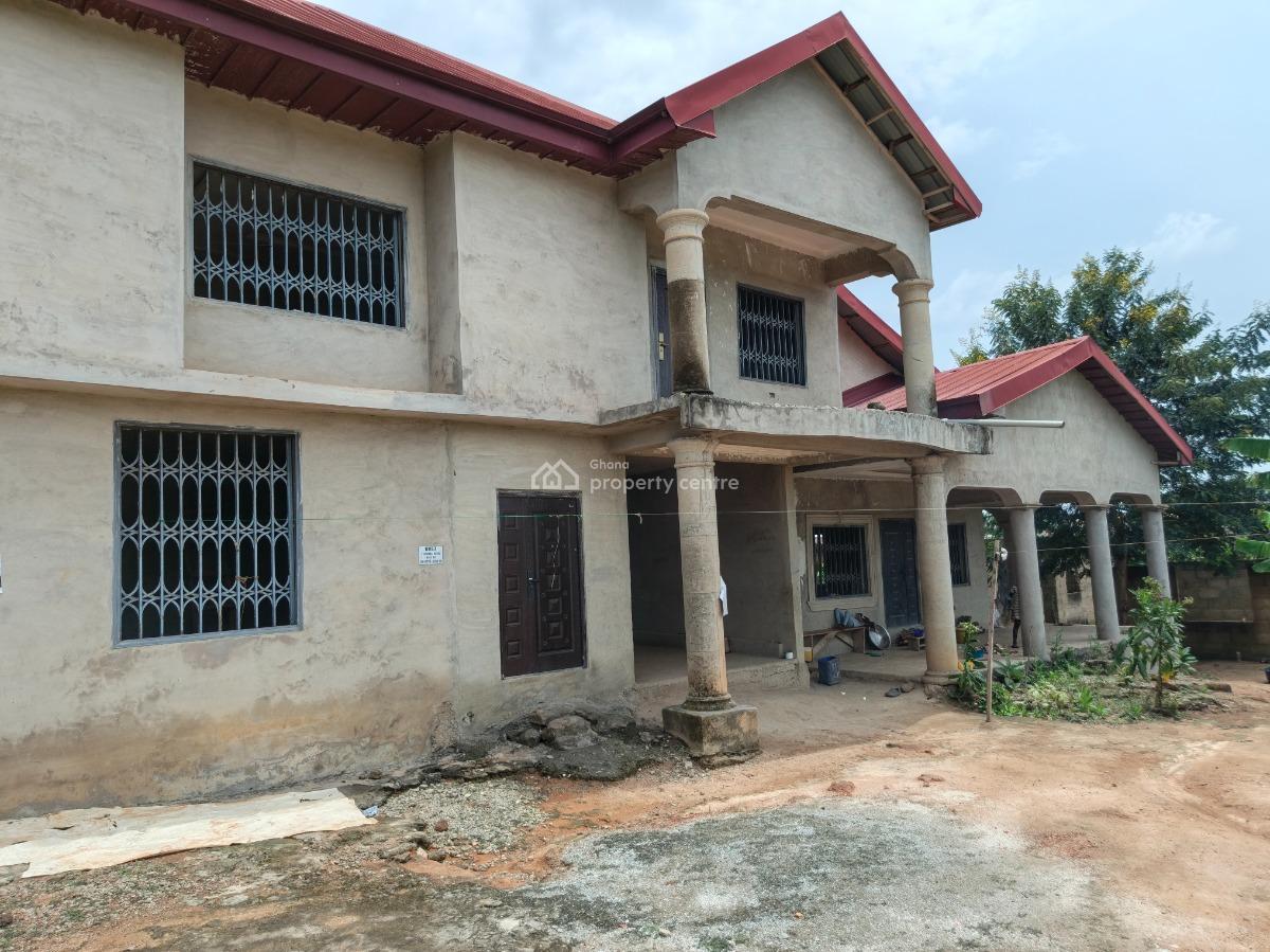 7 Bedrooms, Boaso, Near Abuakwa, Near Tanoso., Kumasi Metropolitan, Ashanti, House for Sale