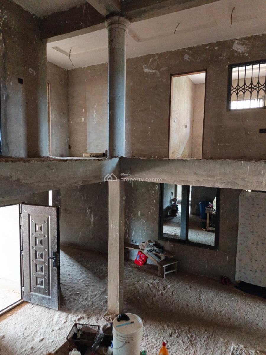 7 Bedrooms, Boaso, Near Abuakwa, Near Tanoso., Kumasi Metropolitan, Ashanti, House for Sale