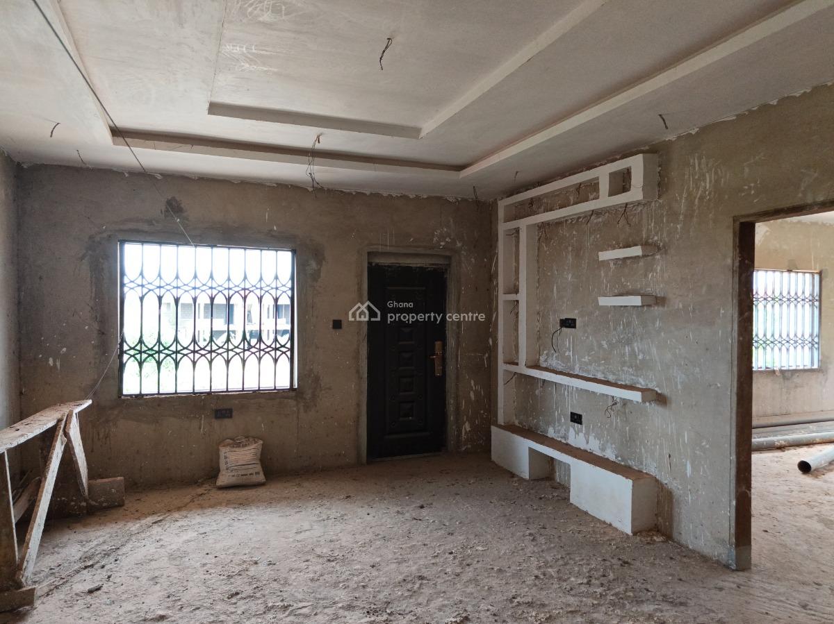 7 Bedrooms, Boaso, Near Abuakwa, Near Tanoso., Kumasi Metropolitan, Ashanti, House for Sale