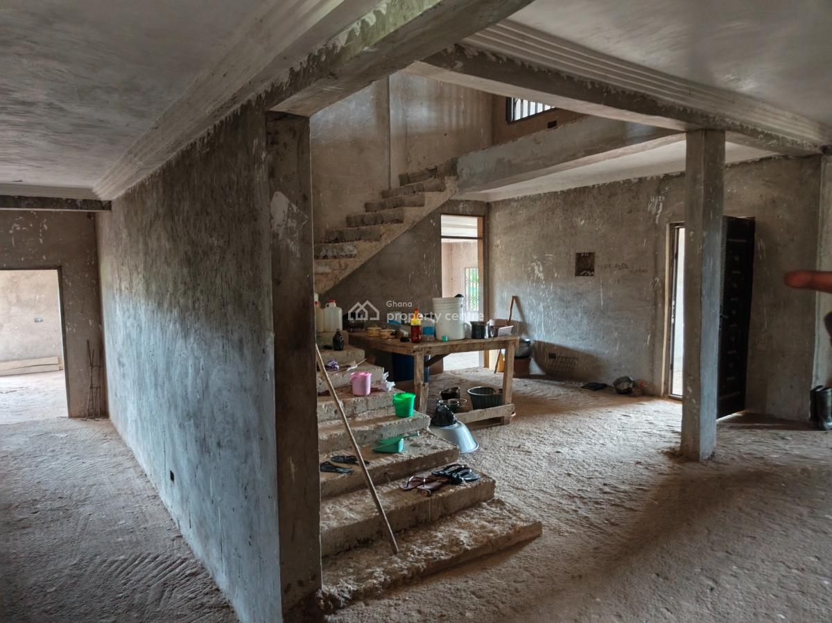 7 Bedrooms, Boaso, Near Abuakwa, Near Tanoso., Kumasi Metropolitan, Ashanti, House for Sale