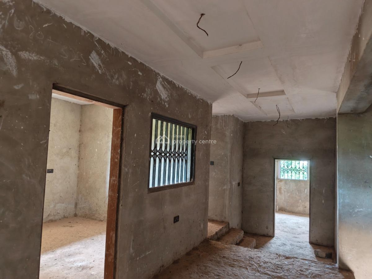 7 Bedrooms, Boaso, Near Abuakwa, Near Tanoso., Kumasi Metropolitan, Ashanti, House for Sale