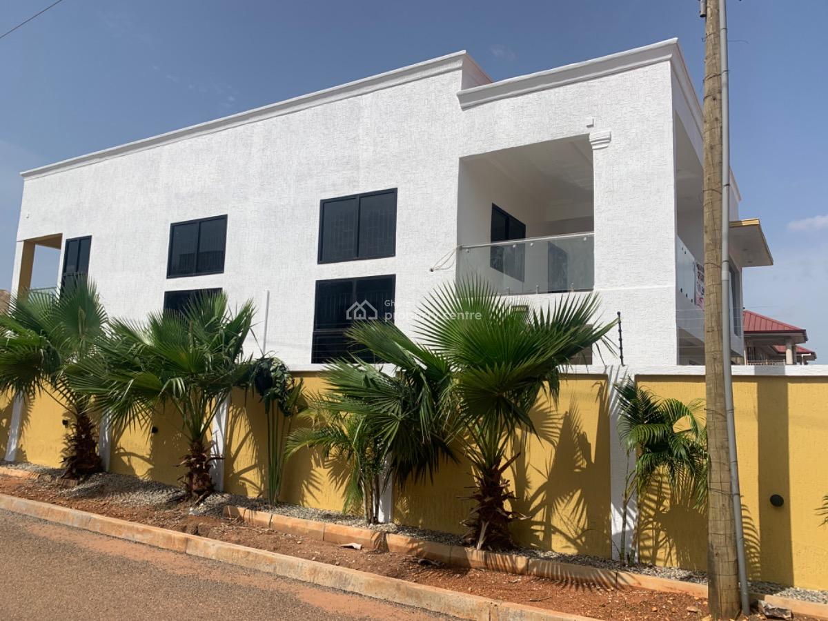 Executive 4 Bedrooms House, Ghana Flag, Oyarifa, La Nkwantanang Madina Municipal, Accra, Detached Duplex for Rent