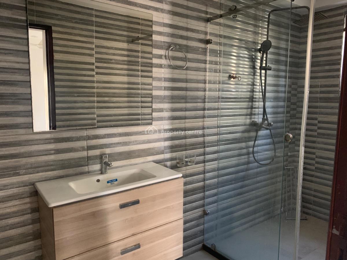 Executive 4 Bedrooms House, Ghana Flag, Oyarifa, La Nkwantanang Madina Municipal, Accra, Detached Duplex for Rent