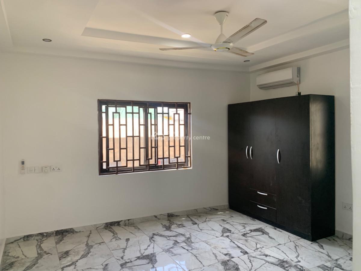 Executive 4 Bedrooms House, Ghana Flag, Oyarifa, La Nkwantanang Madina Municipal, Accra, Detached Duplex for Rent