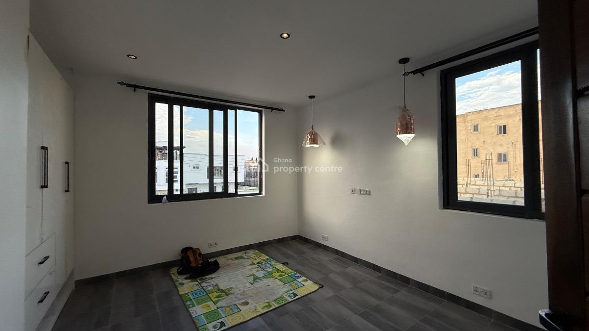 Serviced 2 Bedroom Apartment, Mahama Road, East Airport, Airport Residential Area, Accra, Apartment for Rent