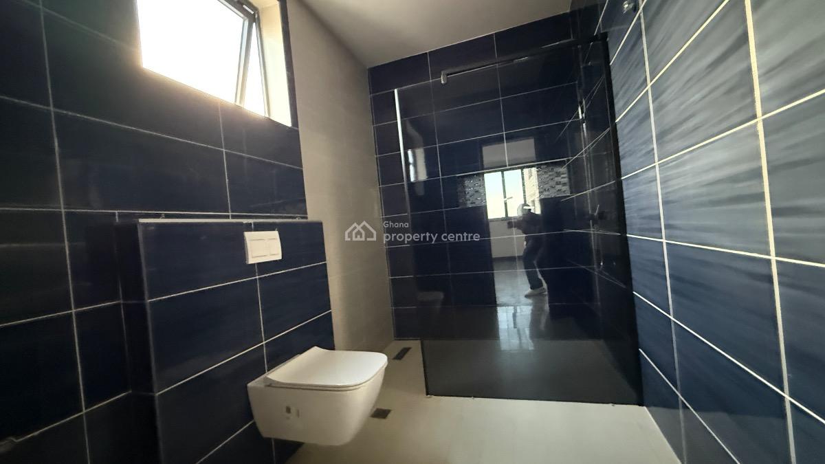 Serviced 2 Bedroom Apartment, Mahama Road, East Airport, Airport Residential Area, Accra, Apartment for Rent