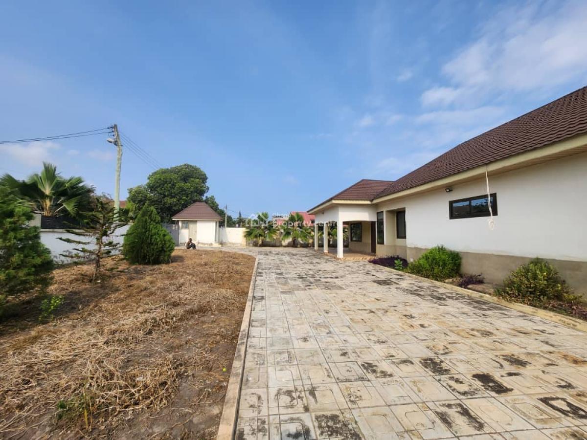 Executive 7 Bedroom, Community 10, Tema, Accra, House for Rent