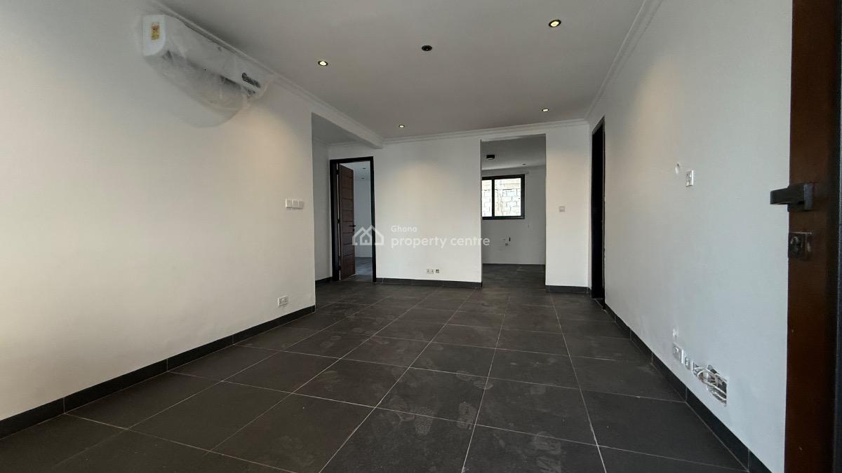 Serviced 1 Bedroom Apartment, Mahama Road, East Airport, Airport Residential Area, Accra, Mini Flat for Rent