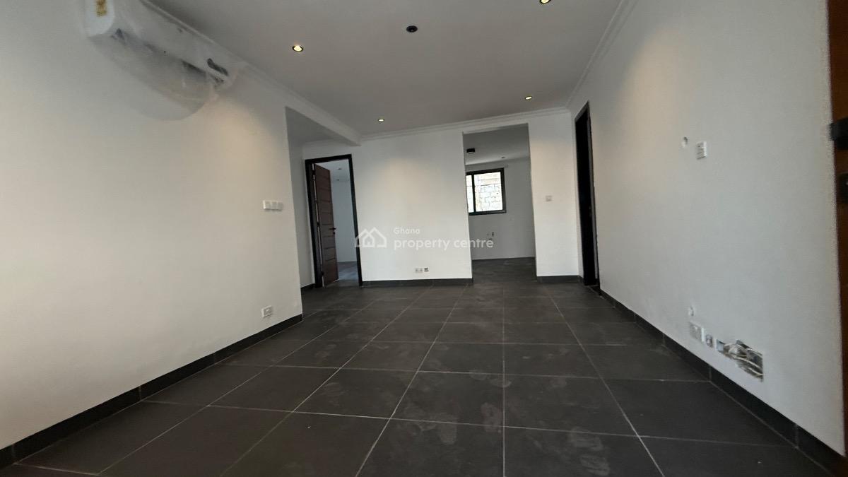 Serviced 1 Bedroom Apartment, Mahama Road, East Airport, Airport Residential Area, Accra, Mini Flat for Rent