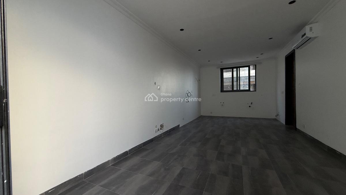 Serviced 1 Bedroom Apartment, Mahama Road, East Airport, Airport Residential Area, Accra, Mini Flat for Rent