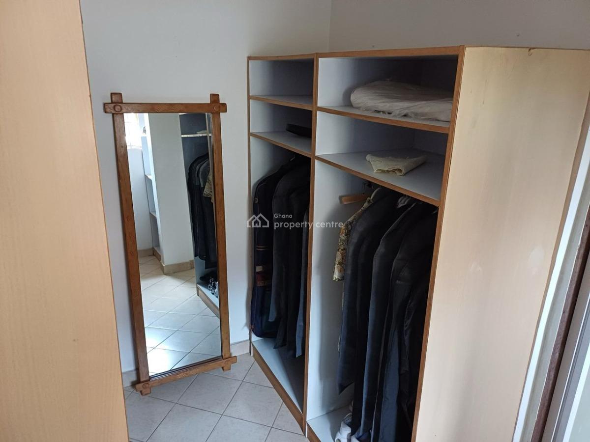 Executive 6 Bedrooms, East Airport, Airport Residential Area, Accra, House for Sale