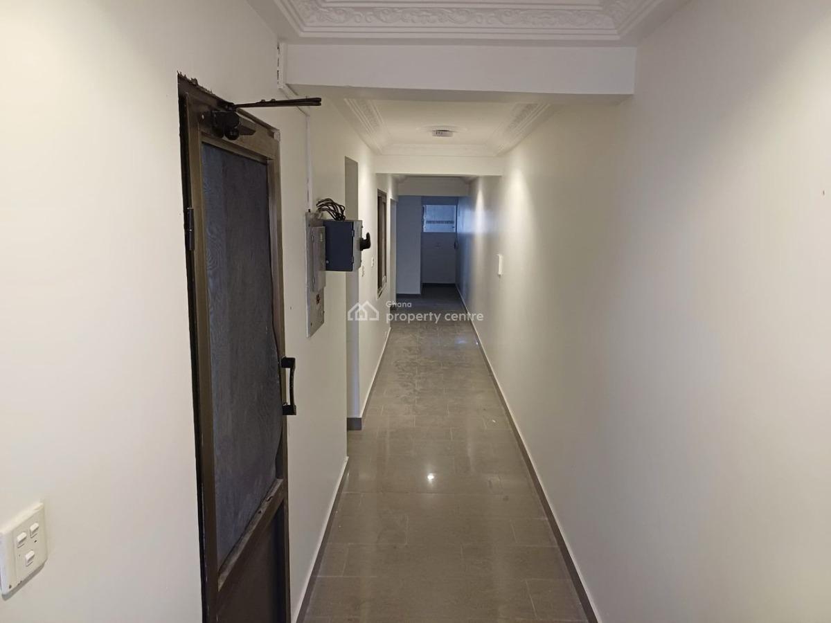 Executive 6 Bedrooms, East Airport, Airport Residential Area, Accra, House for Sale