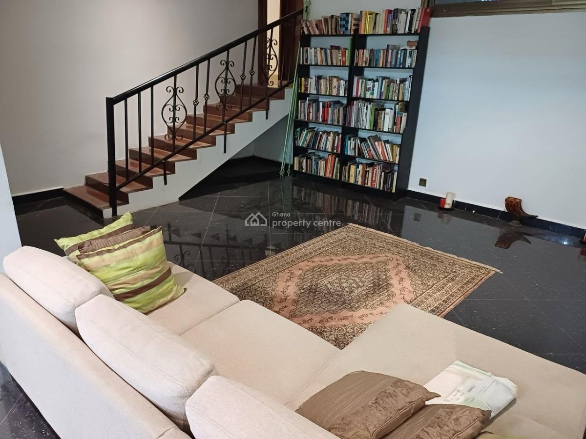 Executive 6 Bedrooms, East Airport, Airport Residential Area, Accra, House for Sale