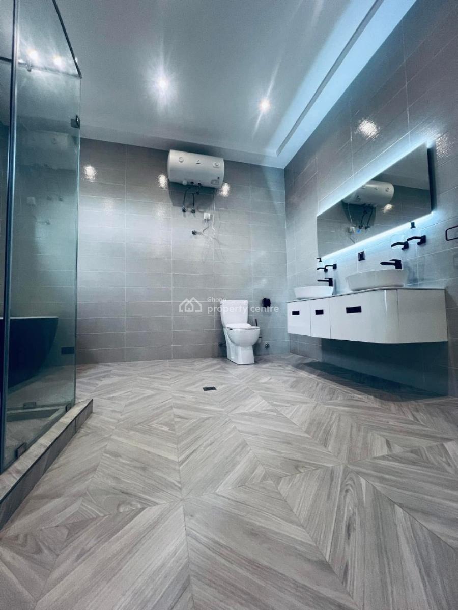 Executive 4 Bedrooms, Ogbojo, Adenta Municipal, Accra, House for Sale