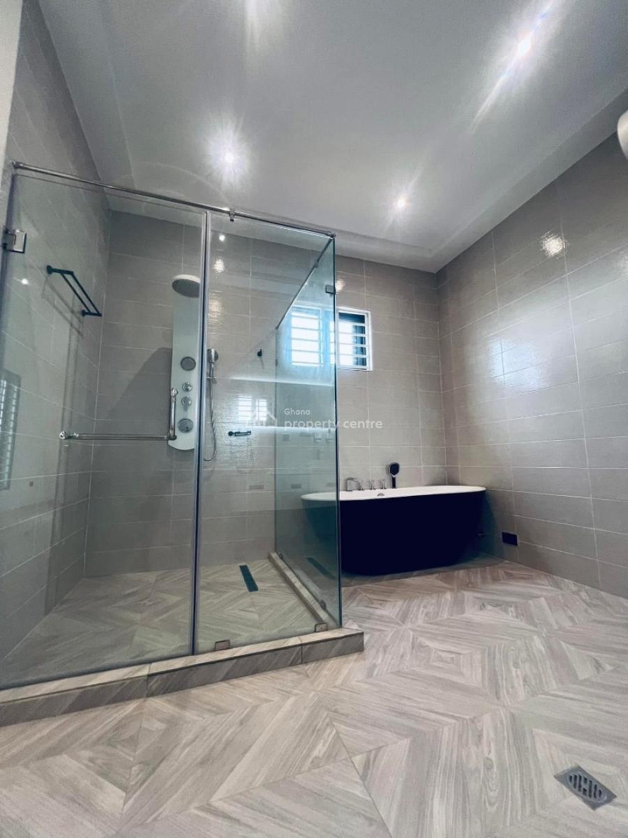 Executive 4 Bedrooms, Ogbojo, Adenta Municipal, Accra, House for Sale