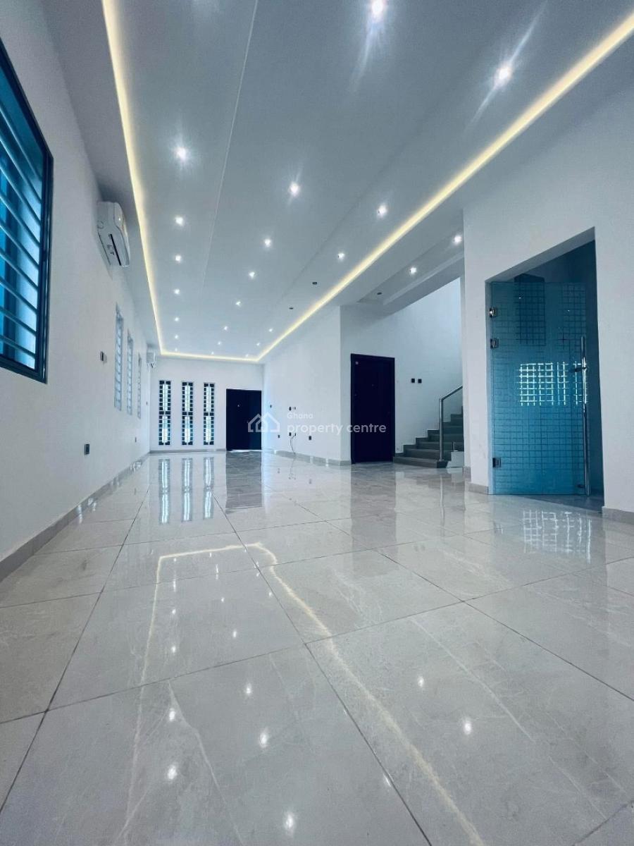 Executive 4 Bedrooms, Ogbojo, Adenta Municipal, Accra, House for Sale