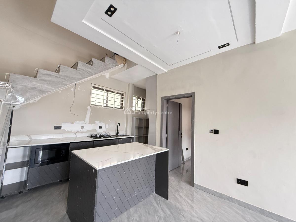 3 Bedroom Duplex, Bush Road, Tse Addo, Accra, Semi-detached Duplex for Rent