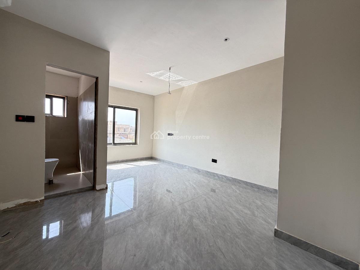 3 Bedroom Duplex, Bush Road, Tse Addo, Accra, Semi-detached Duplex for Rent