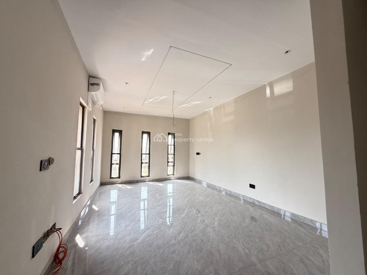 3 Bedroom Duplex, Bush Road, Tse Addo, Accra, Semi-detached Duplex for Rent