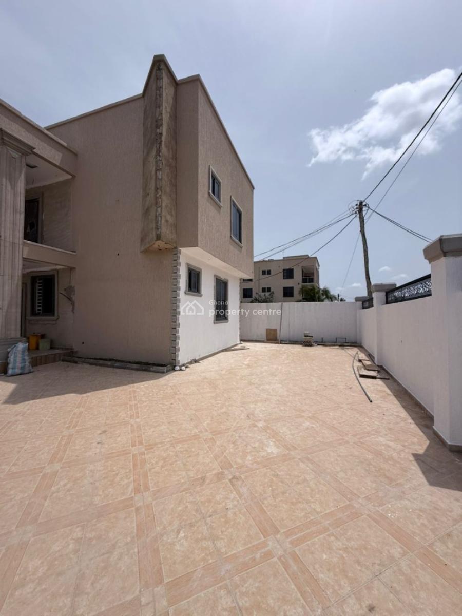 Executive 3 and 4 Bedroom, Spintex, Accra, House for Sale