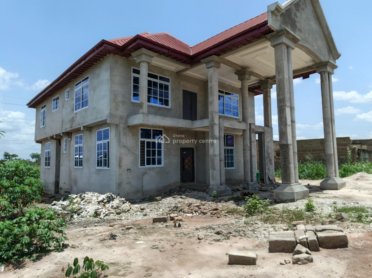 5 Bedrooms, Kwamo, on Tech Ejisu Tech., Kumasi Metropolitan, Ashanti, House for Sale