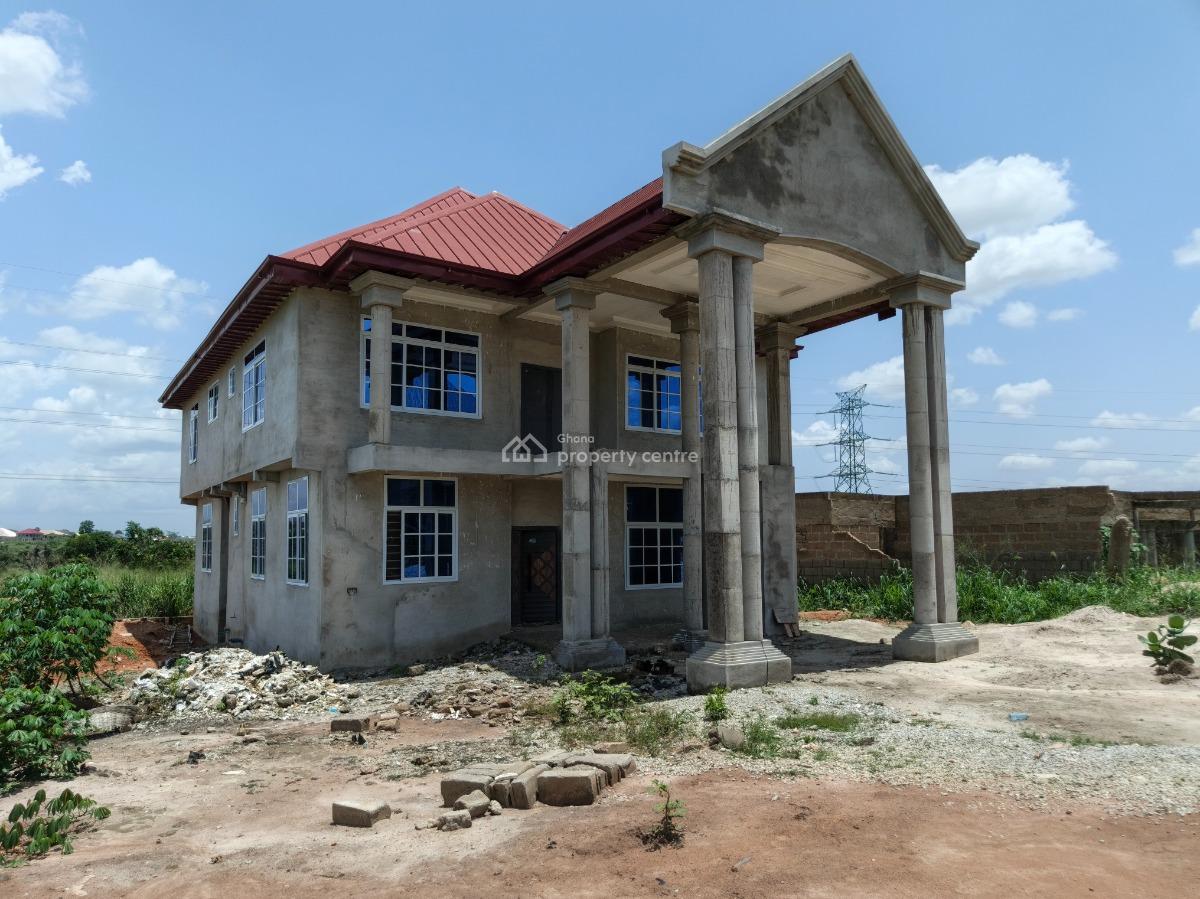 5 Bedrooms, Kwamo, on Tech Ejisu Tech., Kumasi Metropolitan, Ashanti, House for Sale