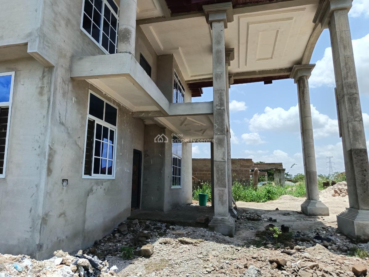 5 Bedrooms, Kwamo, on Tech Ejisu Tech., Kumasi Metropolitan, Ashanti, House for Sale