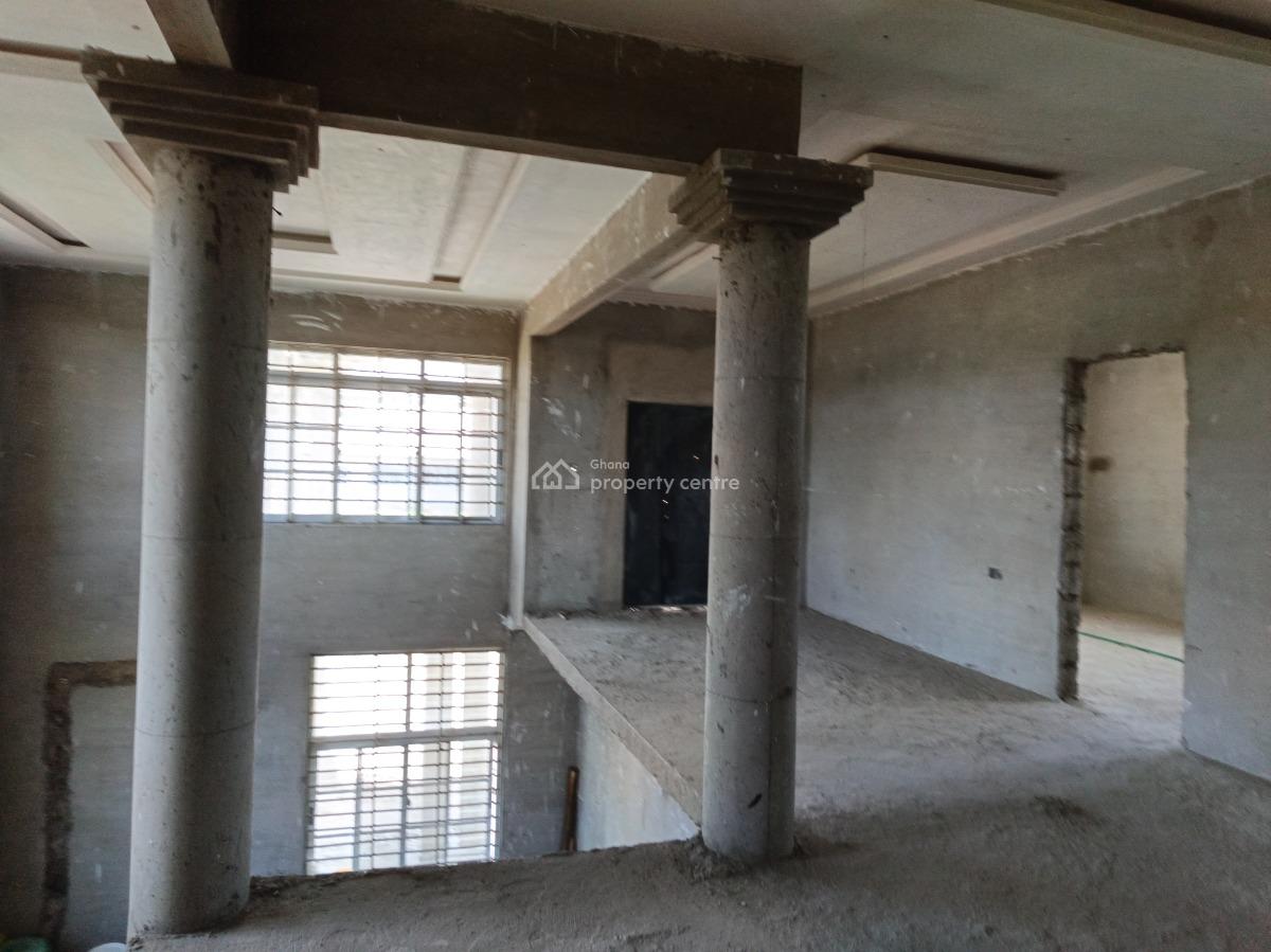 5 Bedrooms, Kwamo, on Tech Ejisu Tech., Kumasi Metropolitan, Ashanti, House for Sale