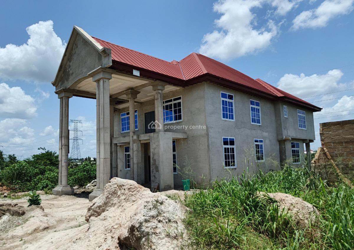 5 Bedrooms. ( Kumasi Ejisu Road), Kumasi Ejisu Road., Ejisu-juaben Municipal, Ashanti, House for Sale