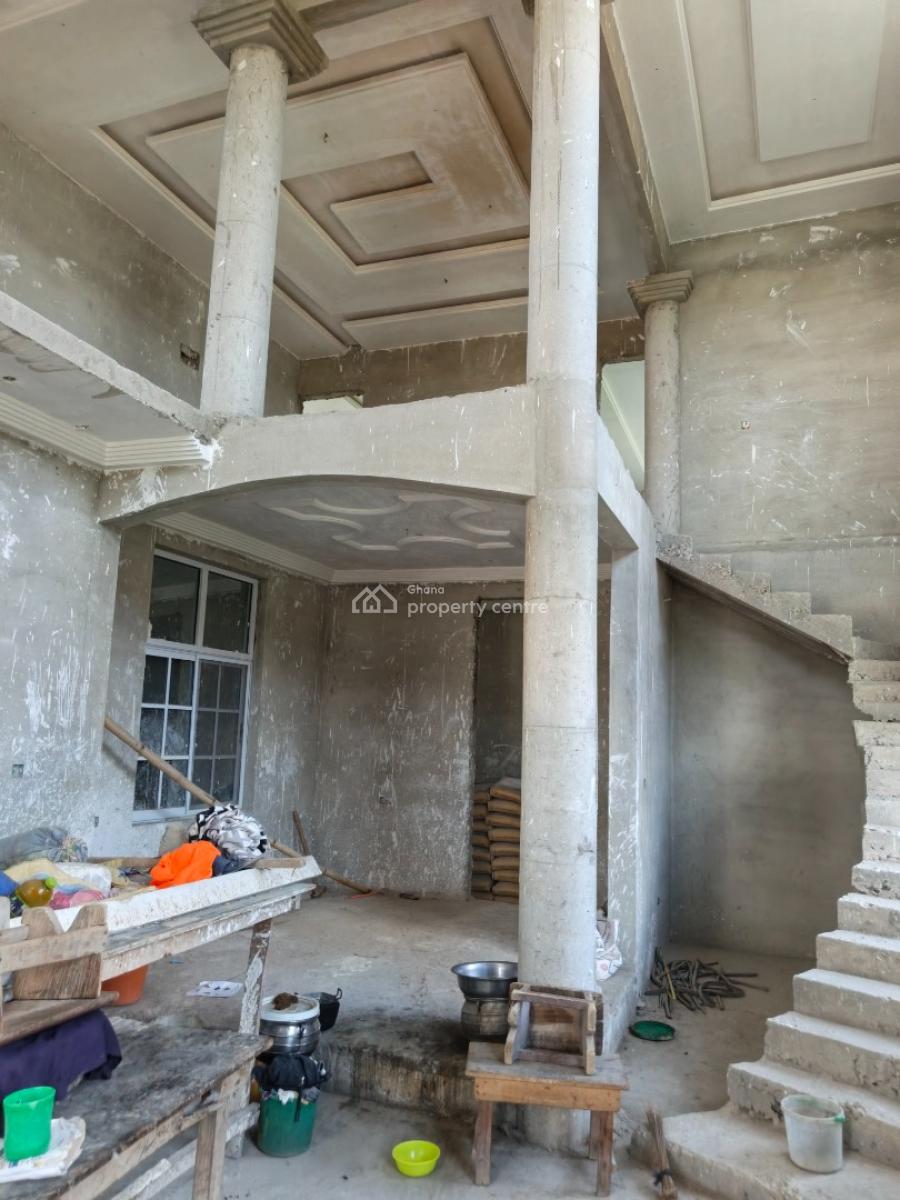 5 Bedrooms. ( Kumasi Ejisu Road), Kumasi Ejisu Road., Ejisu-juaben Municipal, Ashanti, House for Sale