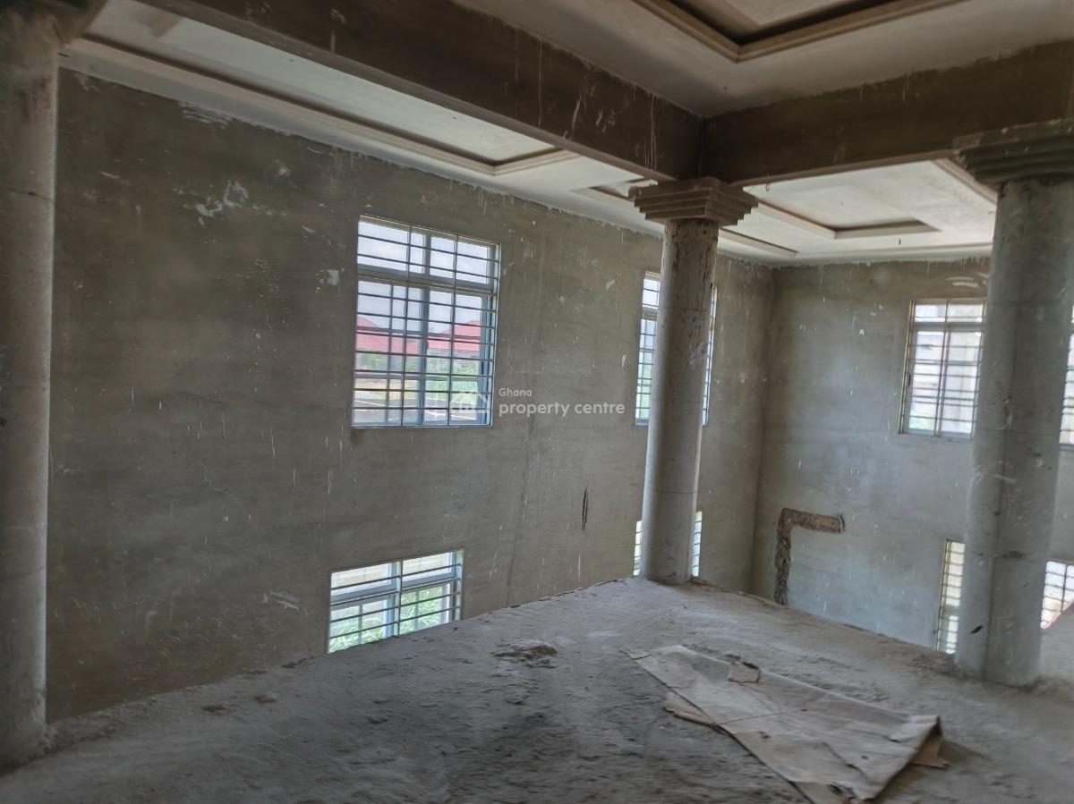 5 Bedrooms. ( Kumasi Ejisu Road), Kumasi Ejisu Road., Ejisu-juaben Municipal, Ashanti, House for Sale