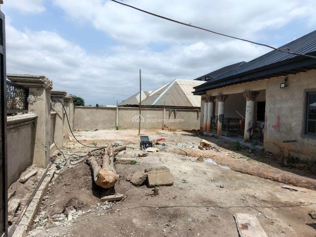 5 Bedroom ( Complete), Kenyasi Nwamasi, Kumasi Metropolitan, Ashanti, House for Sale