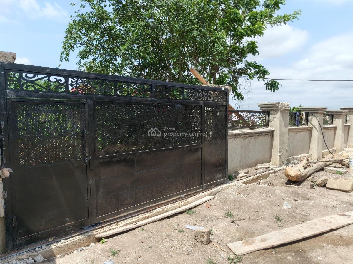 5 Bedrooms ( Near Kenyasi) Kumasi., Near Kenyasi, Kumasi., Kwabre, Ashanti, House for Sale