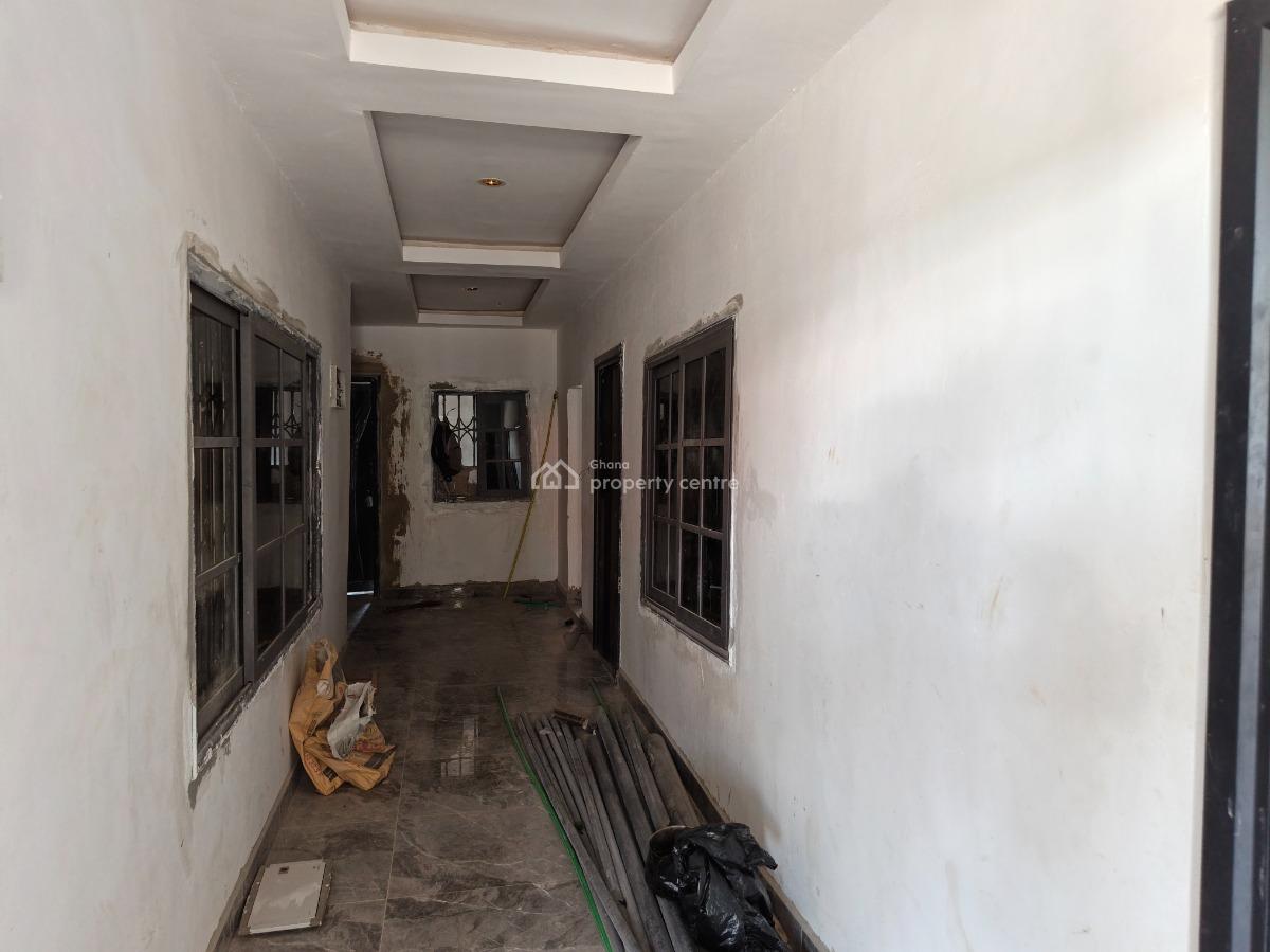 5 Bedrooms ( Near Kenyasi) Kumasi., Near Kenyasi, Kumasi., Kwabre, Ashanti, House for Sale